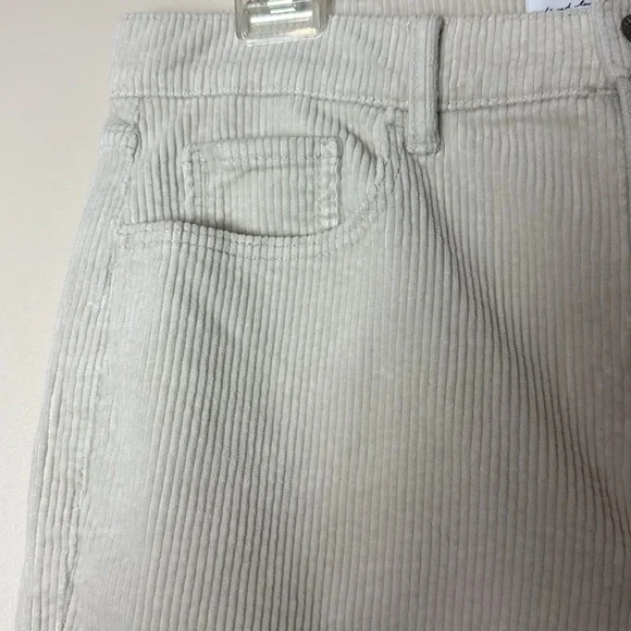 LOFT Made And Loved Straight Corduroy Pants Whisper White Size 8 / 29 - Picture 3 of 9